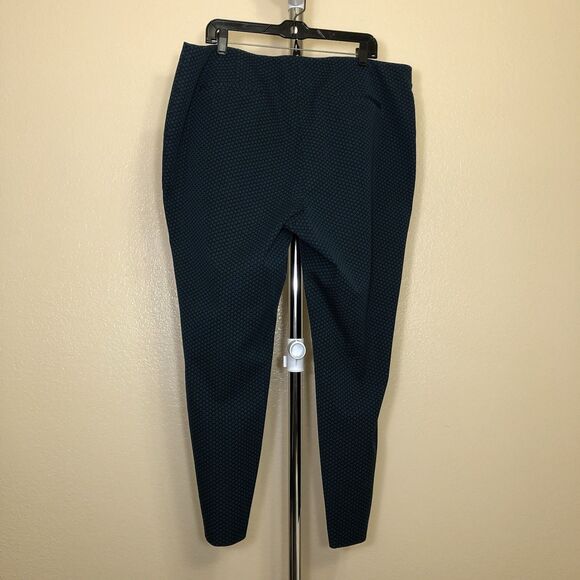 Women’s Dress Pants Alfani Black With Blue Shell Pattern Size 20W Elastic Wrist - Picture 2 of 12